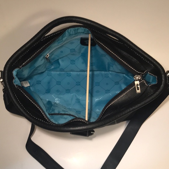 Authentic Giorgio G(ucci) Leather Shoulder Bag - Picture 6 of 8